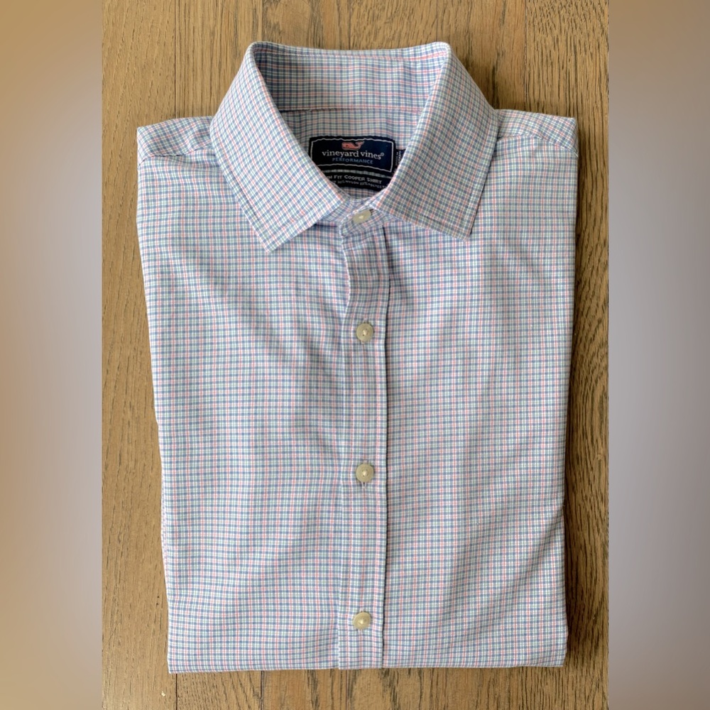 VINYARD VINES | Men’s Performance Slim Fit Cooper Shirt. Size Medium.